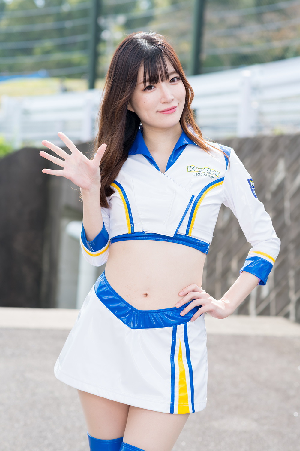 小嶋みやび