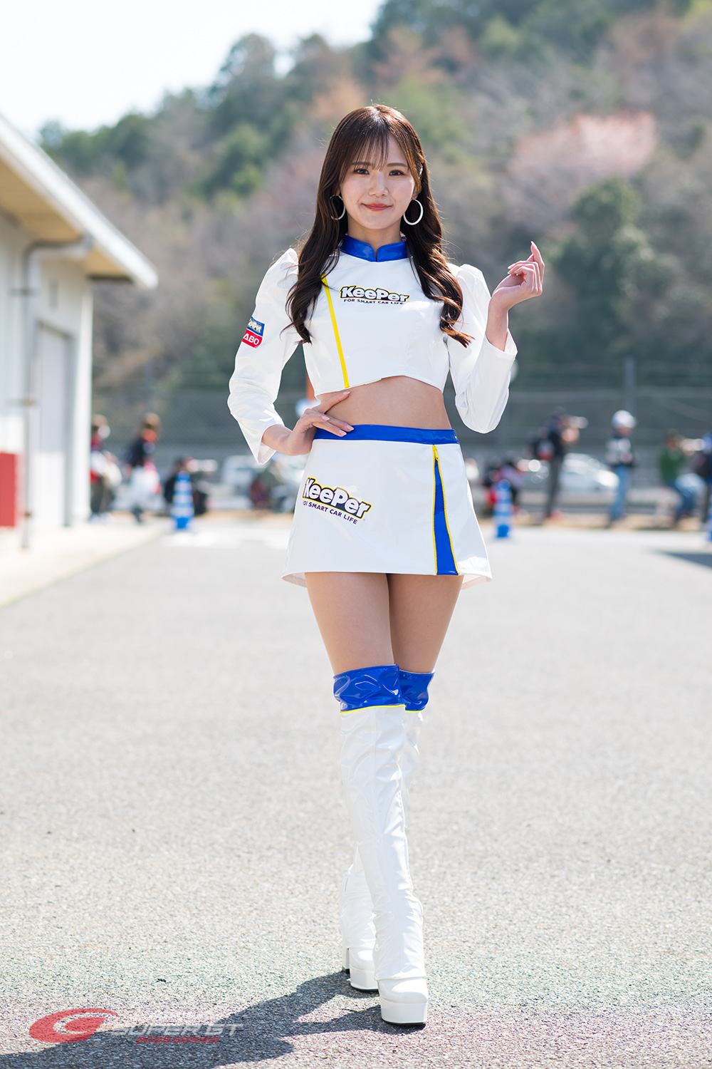 友野 ゆみ