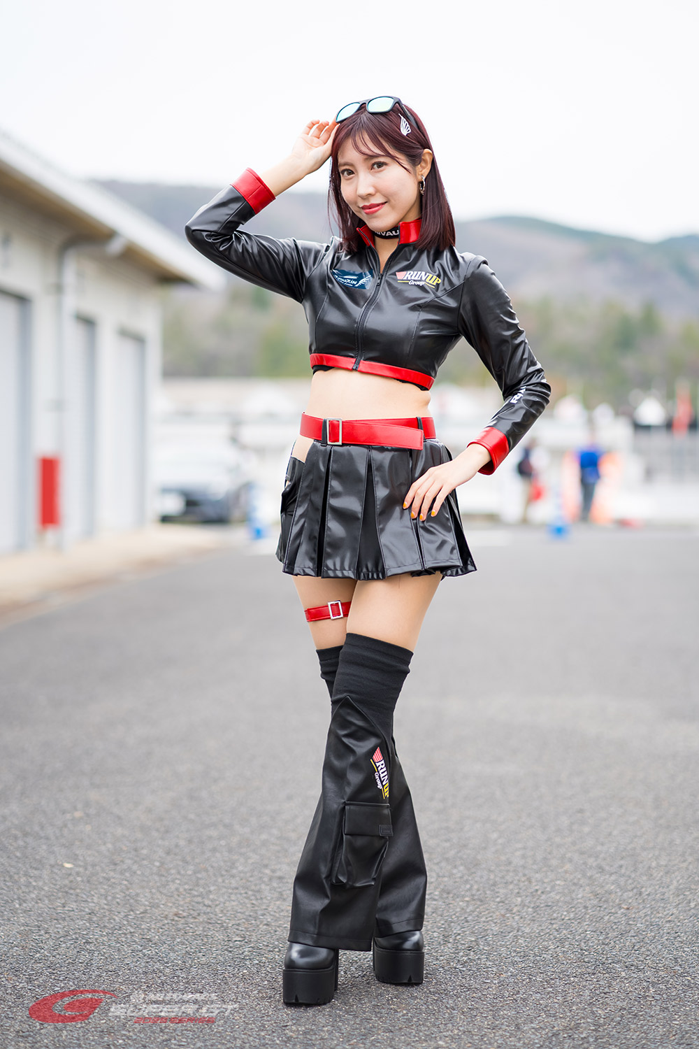 李亜