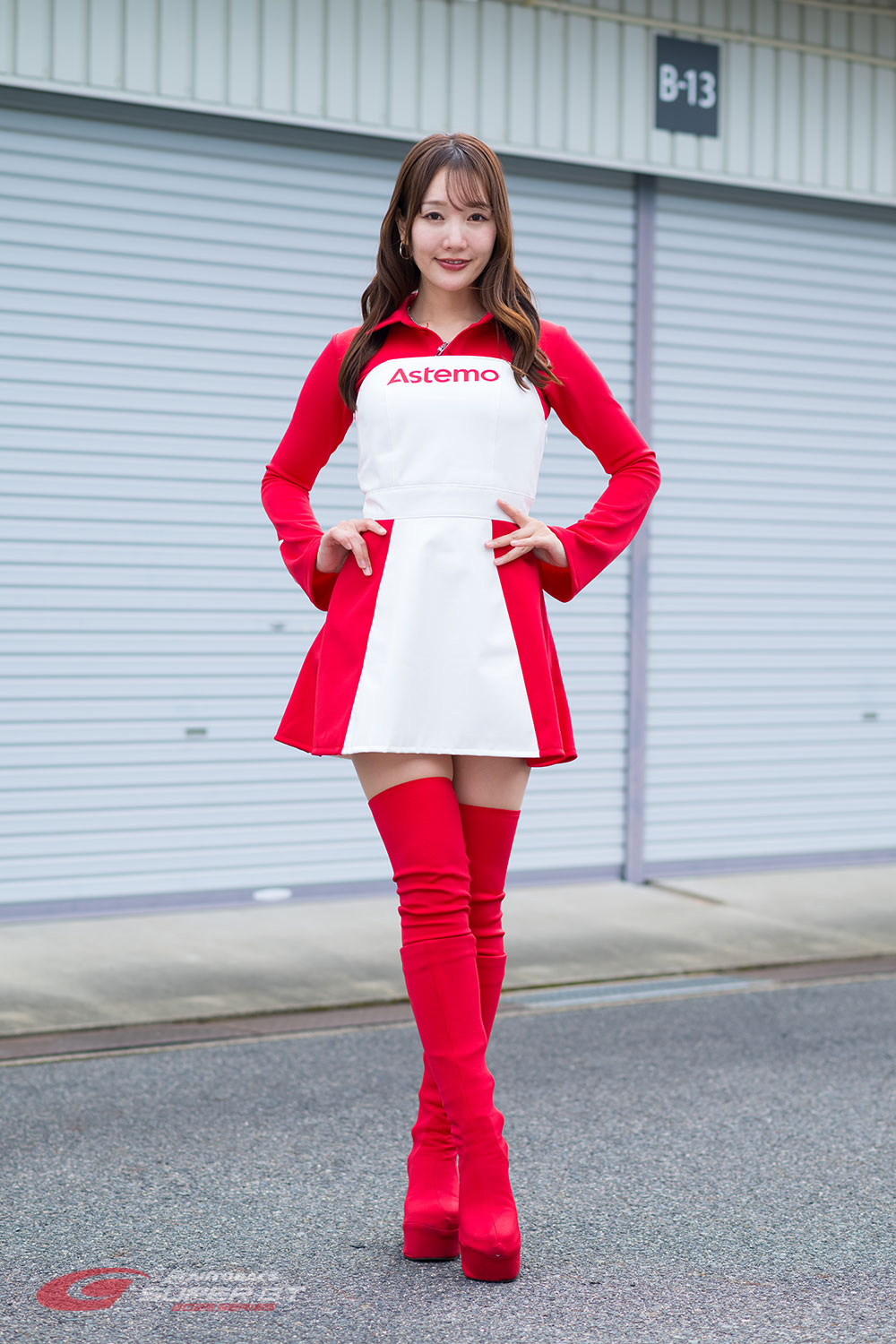 安倍 有里子